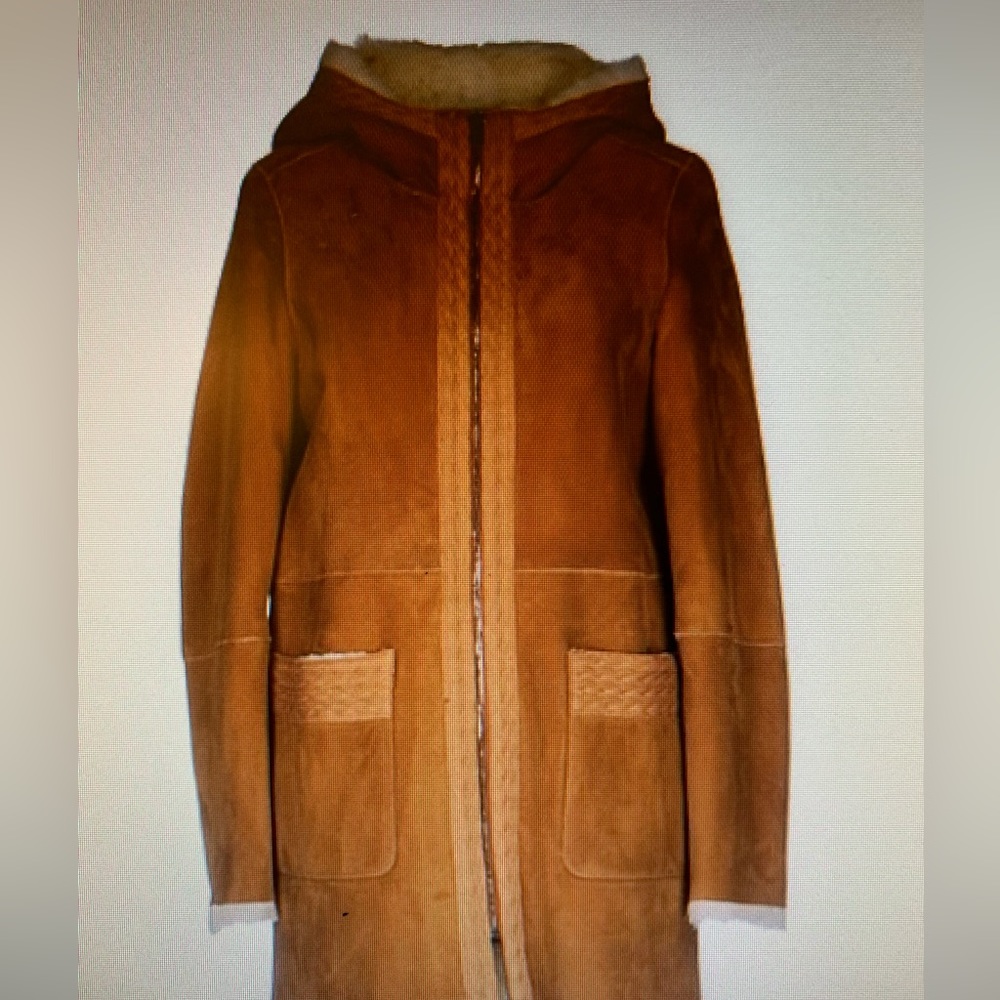 100% lamb jacket, size 48 made in Italy. Gently worn